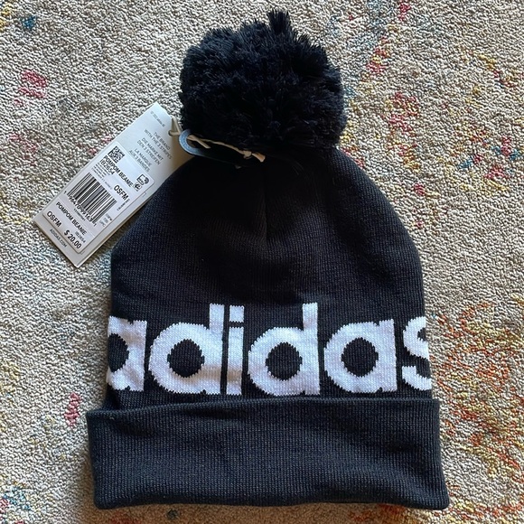 adidas POMPOM BEANIE - Picture 1 of 3